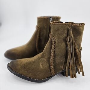 NEW Sheryl Crow OLIVE  Distressed Suede Leather TASSEL ANKLE Boot sz 7.5 M SIBEL